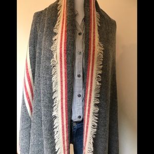 NWT never used super soft blanket scarf w/ fringe